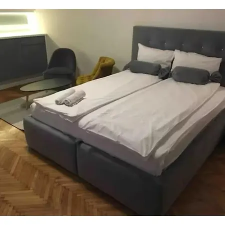 Pedestrian Zone Escape Belgrad